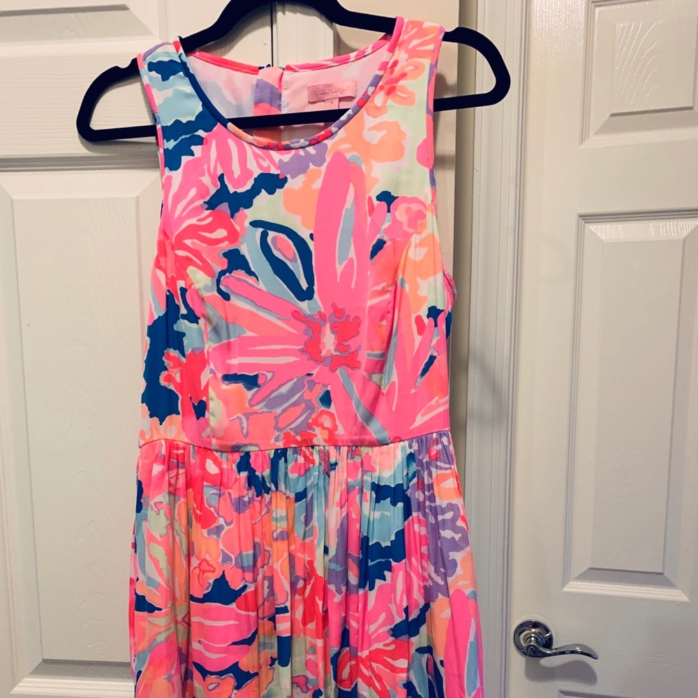 Lilly Pulitzer size 6